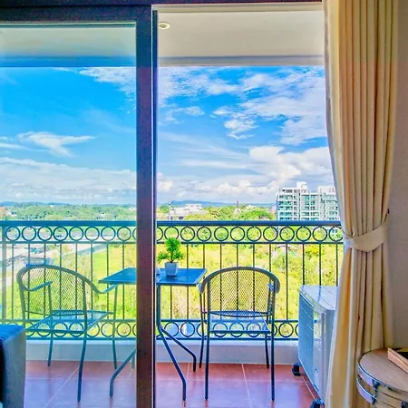 Venetian Residence Jomtien Beach Exterior photo