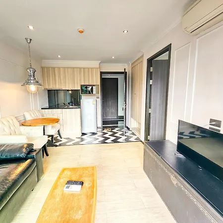 Venetian Residence Jomtien Beach Exterior photo
